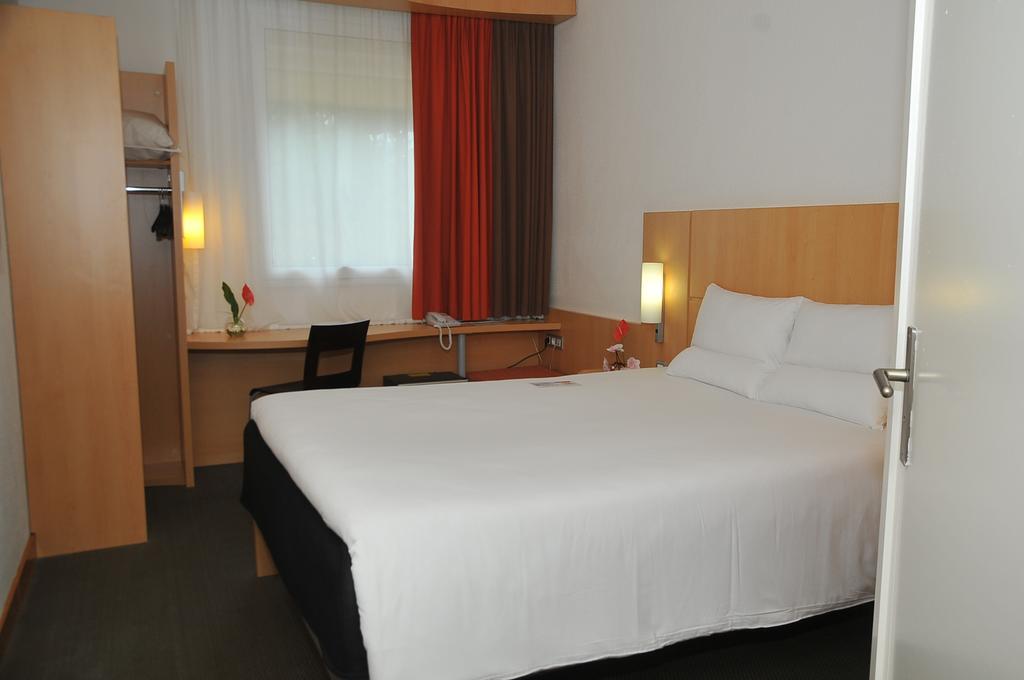 Ibis Cotonou Hotel Luaran gambar